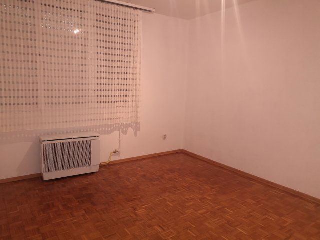 Kiadó téglalakás, albérlet, Gyulán, Budapest körúton