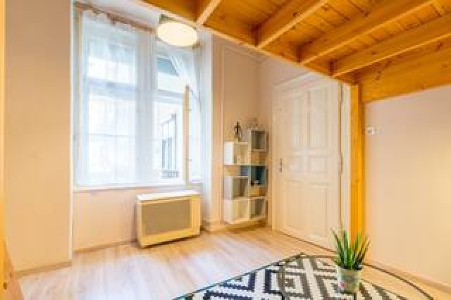 Eladó téglalakás, Budapesten, VII. kerületben 42.9 M Ft