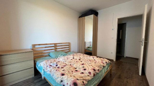 Eladó téglalakás, Budapesten, III. kerületben 99 M Ft, 2 szobás