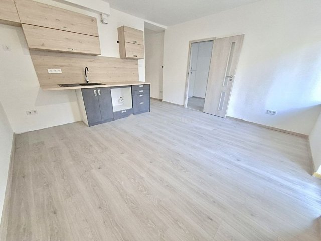 Eladó téglalakás, Budapesten, II. kerületben 105 M Ft, 3 szobás