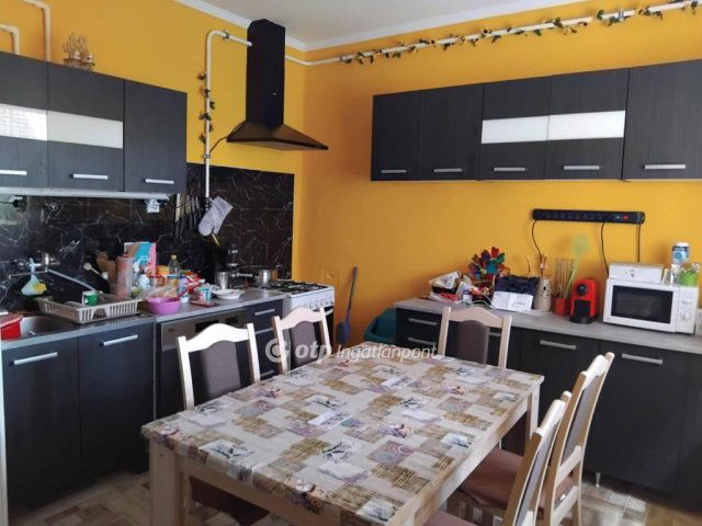 Eladó családi ház, Létavértesen 43.9 M Ft, 2+1 szobás