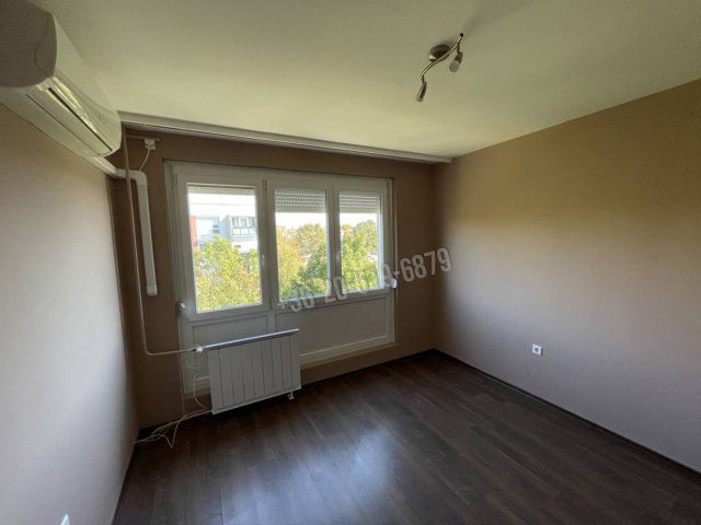 Kiadó panellakás, albérlet, Pakson 130 E Ft / hó, 2 szobás