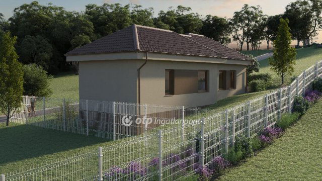 Eladó családi ház, Fonyódon 79.3 M Ft, 1+1 szobás