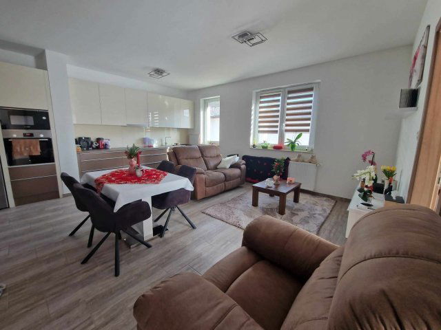 Eladó téglalakás, Érden 104.9 M Ft, 3+1 szobás