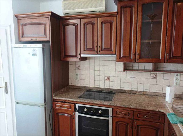 Kiadó családi ház, albérlet, Debrecenben, Nagyerdei körúton