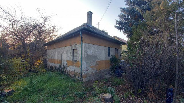 Eladó családi ház, Gödön 50 M Ft, 2 szobás