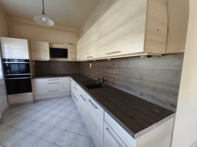 Eladó családi ház, Gyálon 129.9 M Ft, 3+1 szobás