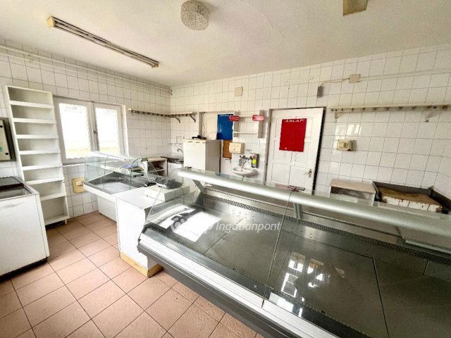 Eladó családi ház, Hosszúpályin 62.999 M Ft, 3 szobás