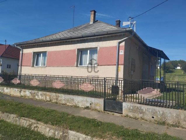 Eladó családi ház, Kapolyon 44.9 M Ft, 4 szobás