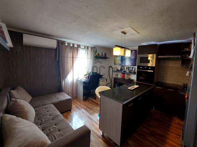 Eladó családi ház, Mezőfalván 26.4 M Ft, 2 szobás