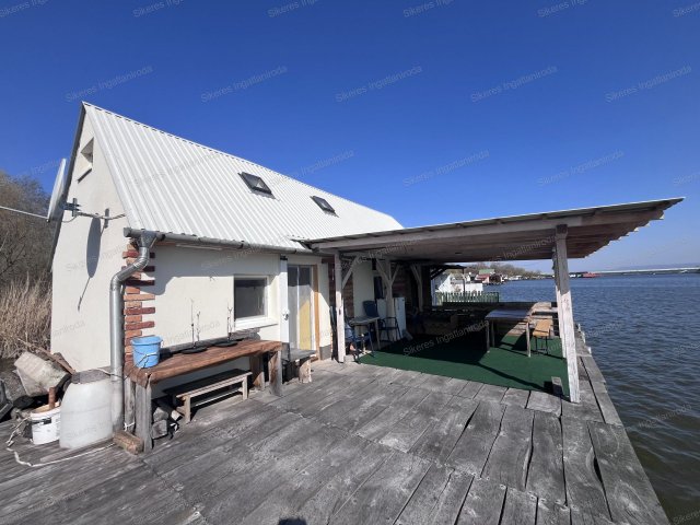 Eladó nyaraló, Bokodon 17.6 M Ft, 2+1 szobás