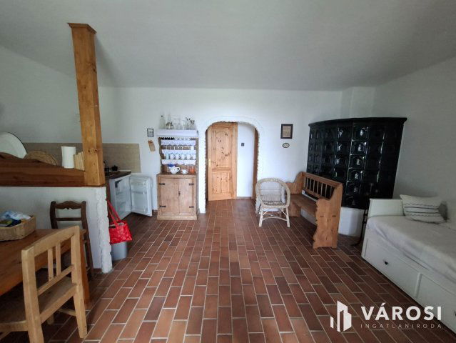 Eladó nyaraló, Badacsonytomajon 170 M Ft, 5 szobás