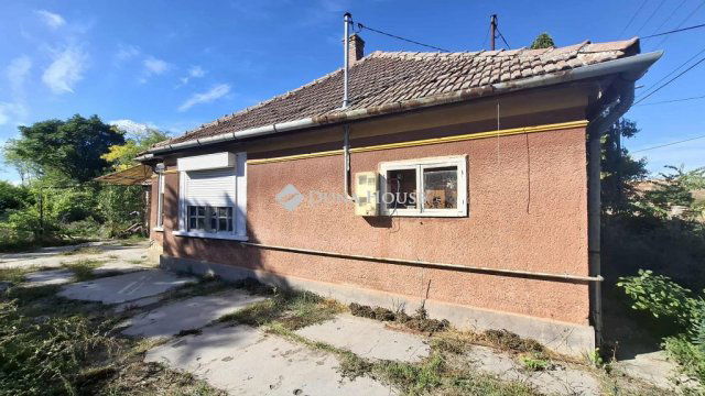 Eladó családi ház, Tápiószelén 11 M Ft, 3 szobás
