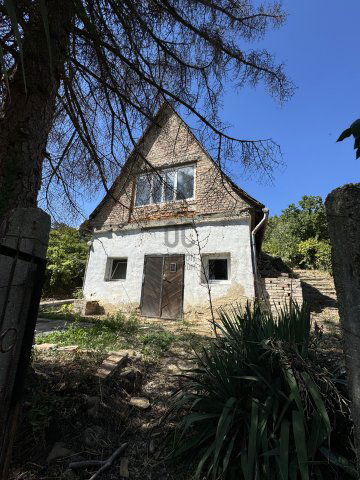 Eladó nyaraló, Pécsett, Galagonya dűlőn 5.5 M Ft, 2 szobás