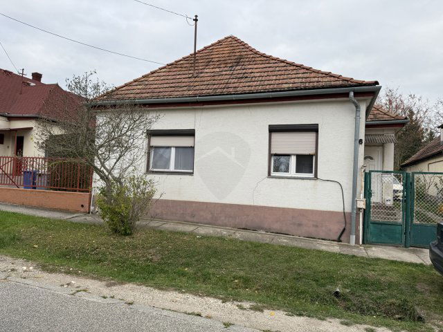 Eladó családi ház, Biatorbágyon 76.9 M Ft, 2+1 szobás