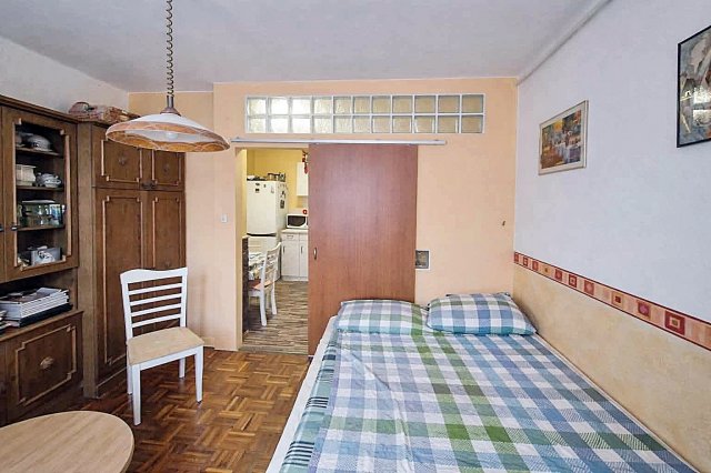 Eladó téglalakás, Várpalotán 35.6 M Ft, 2 szobás