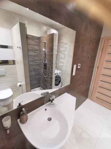 Kiadó téglalakás, albérlet, VI. kerületben, Paulay Ede utcában