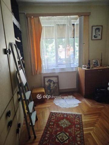 Eladó téglalakás, Pécsett 33.8 M Ft, 2 szobás