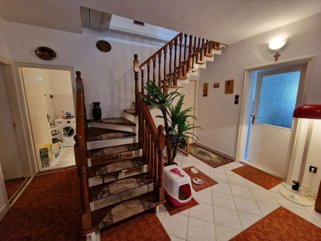 Eladó családi ház, Halásztelken 117.9 M Ft, 6 szobás