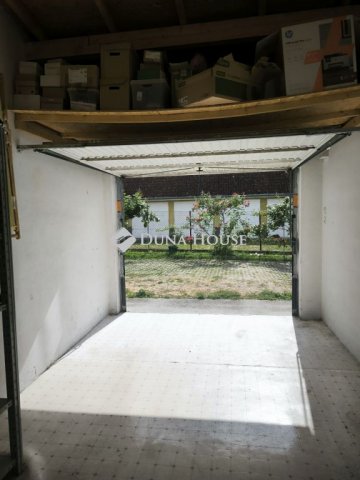 Eladó garázs, Győrött 12.9 M Ft / költözzbe.hu