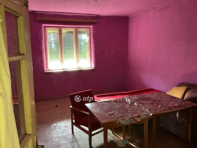 Eladó családi ház, Nyírbélteken 7 M Ft, 2 szobás