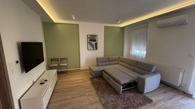 Kiadó téglalakás, albérlet, XI. kerületben, Zsombolyai utcában