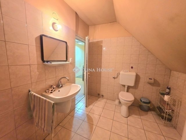 Eladó családi ház, Gyömrőn 92 M Ft, 4 szobás