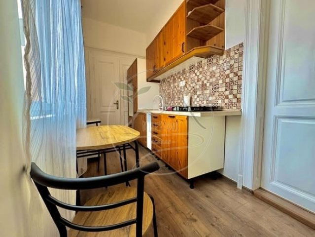 Eladó téglalakás, Gyulán 46.8 M Ft, 2 szobás