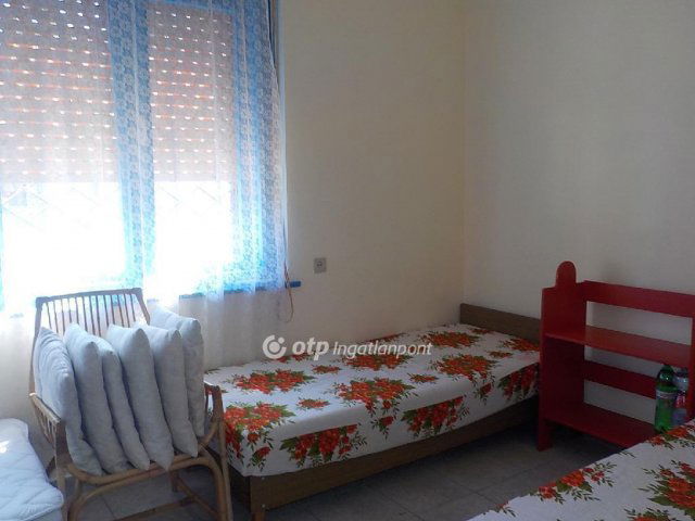 Eladó nyaraló, Balatonbogláron 338 M Ft, 3+1 szobás