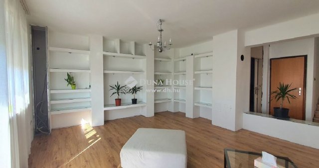 Eladó családi ház, Gyenesdiáson 128 M Ft, 5 szobás