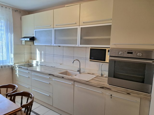 Eladó panellakás, Debrecenben 57.9 M Ft, 1+2 szobás