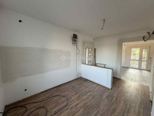 Eladó családi ház, Kecskeméten 49.9 M Ft, 3 szobás