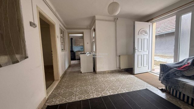 Eladó családi ház, Gersekaráton 21.9 M Ft, 2 szobás