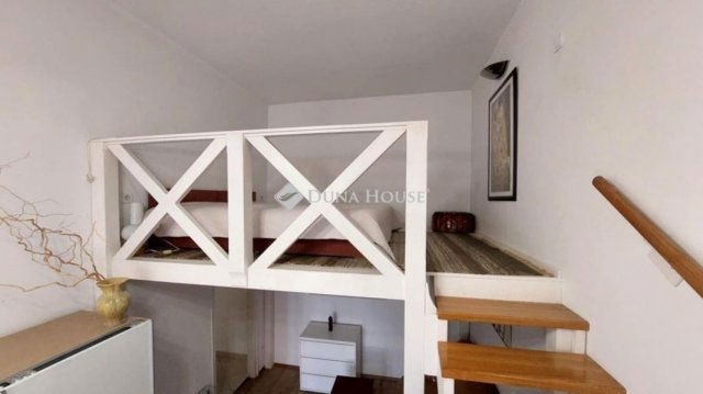 Kiadó téglalakás, albérlet, Debrecenben 200 E Ft / hó, 1 szobás