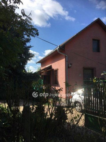 Eladó nyaraló, Szentesen 44 M Ft, 3 szobás / költözzbe.hu