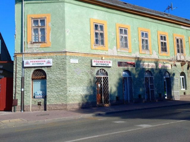 Eladó üzlethelyiség, Hatvanban 59.9 M Ft / költözzbe.hu