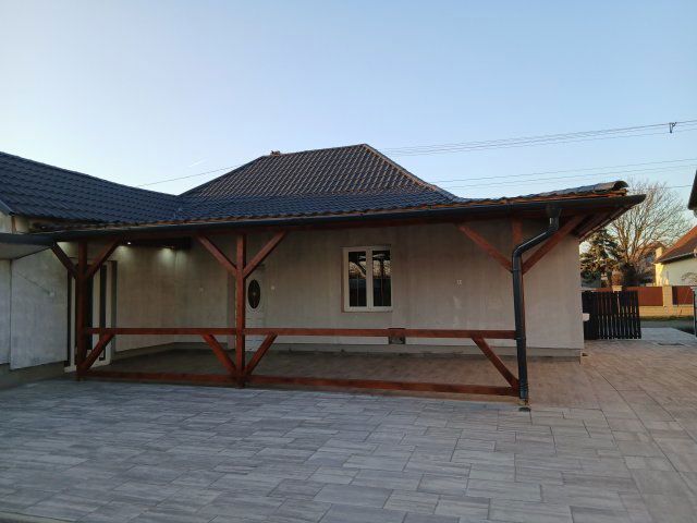 Eladó családi ház, Pásztón 37.77 M Ft, 2 szobás