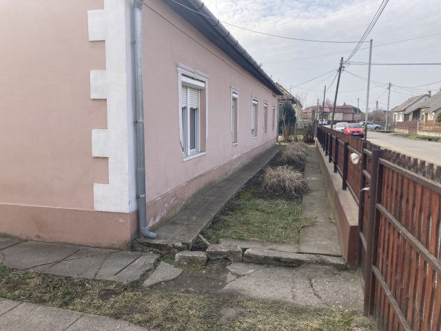 Eladó családi ház, Ludányhalászin 19.95 M Ft, 4 szobás