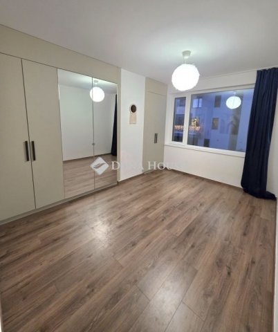 Eladó téglalakás, Budapesten, XIII. kerületben 144.7 M Ft