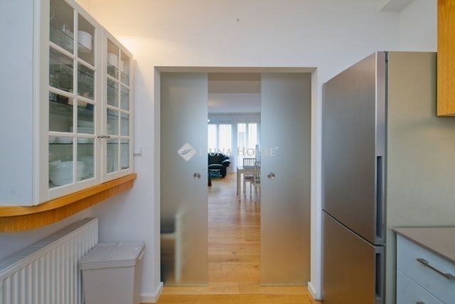 Eladó téglalakás, Budapesten, XII. kerületben 175 M Ft, 3 szobás