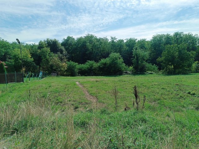 Eladó telek, Ajkán 8.7 M Ft / költözzbe.hu