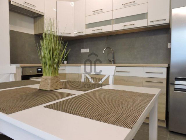 Eladó téglalakás, Budapesten, VIII. kerületben 120 M Ft