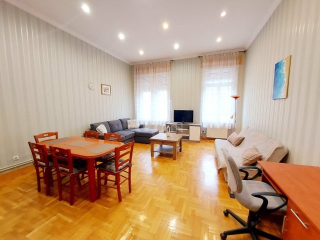 Kiadó téglalakás, albérlet, Budapesten, VI. kerületben