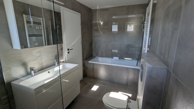 Kiadó téglalakás, albérlet, II. kerületben, Máriaremetei úton