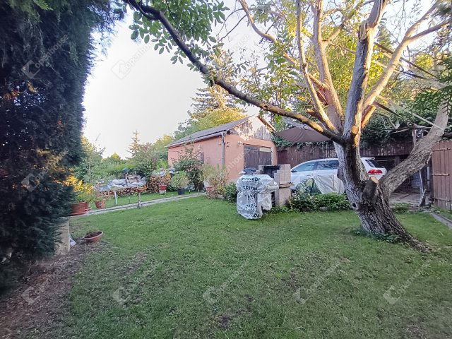 Eladó családi ház, Sopronban 125 M Ft, 7 szobás