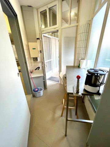 Eladó üzlethelyiség, Pécsett 87 M Ft, 5 szobás