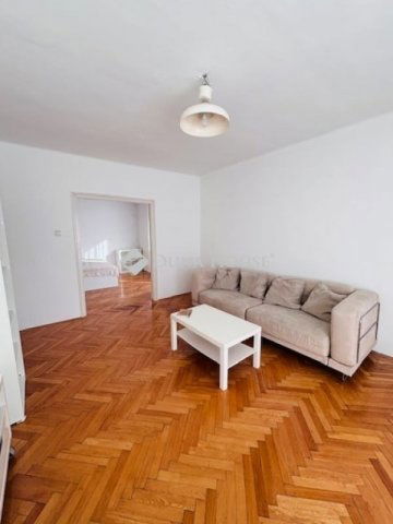 Eladó téglalakás, Pécsett 59.9 M Ft, 2 szobás