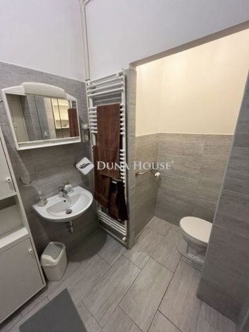 Eladó téglalakás, Budapesten, VIII. kerületben 88 M Ft, 2 szobás