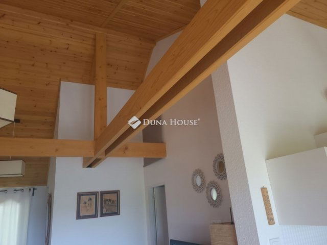 Eladó nyaraló, Pilisszántón 64.5 M Ft, 2 szobás