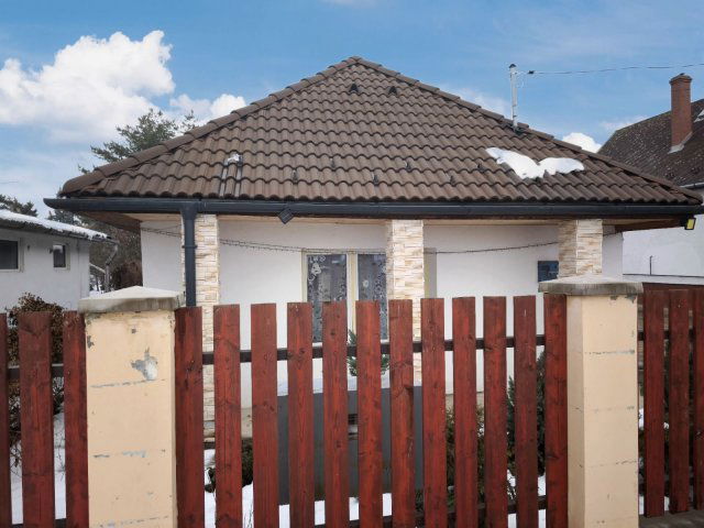 Eladó családi ház, Sajószögeden 34.9 M Ft, 2 szobás